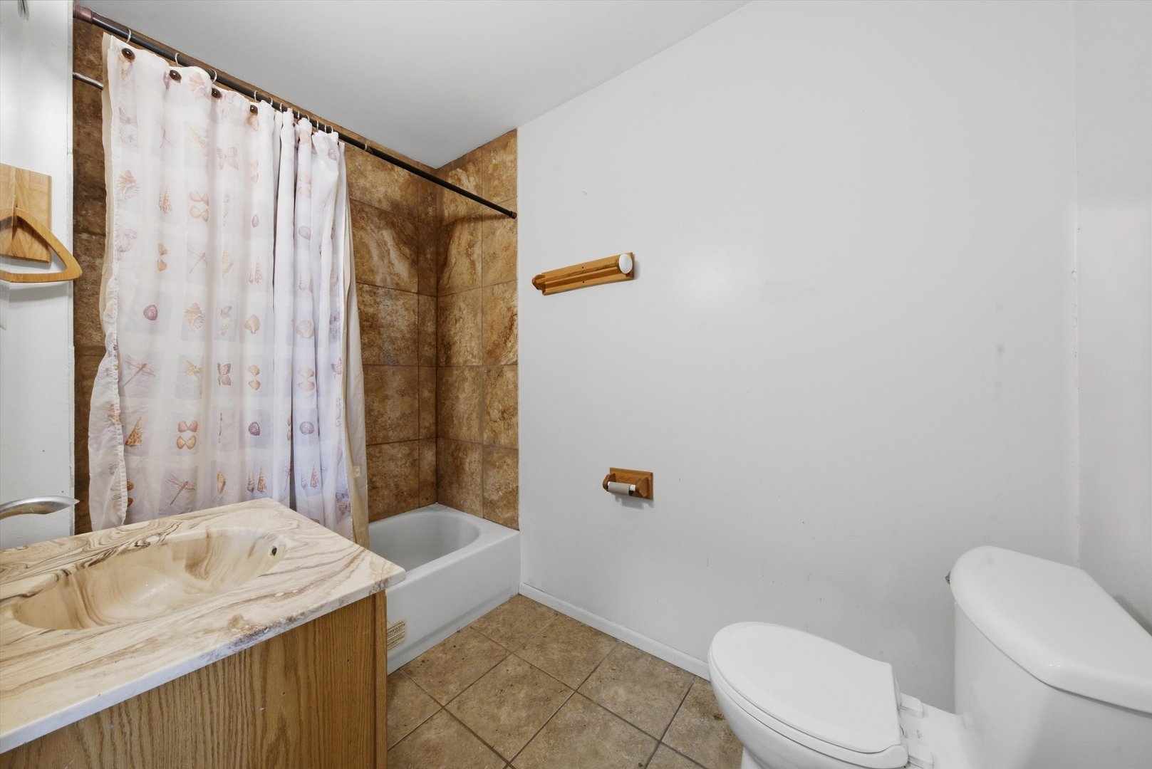 17853 Bock Road Property Photo 14