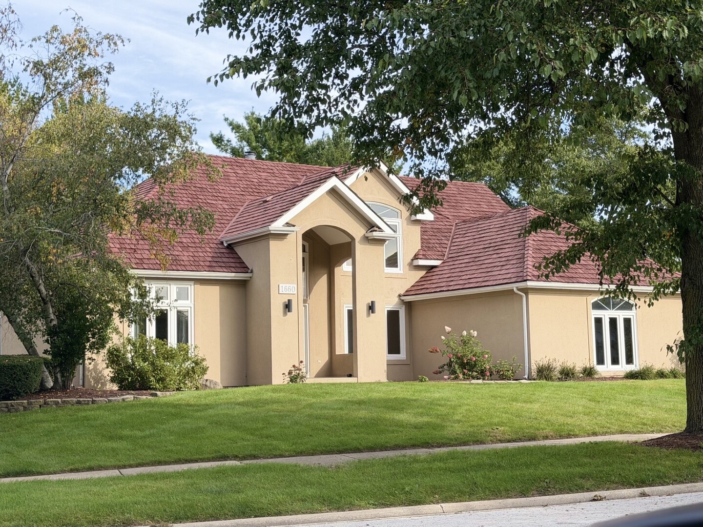 1660 Whistler Court Property Photo 3