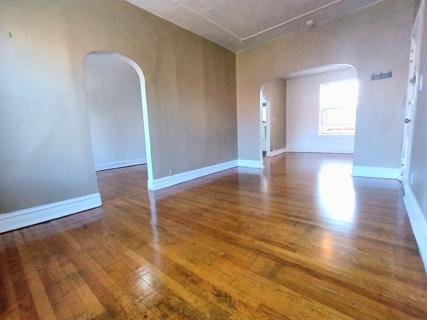 3514 N Broadway Street 3 Property Photo 7
