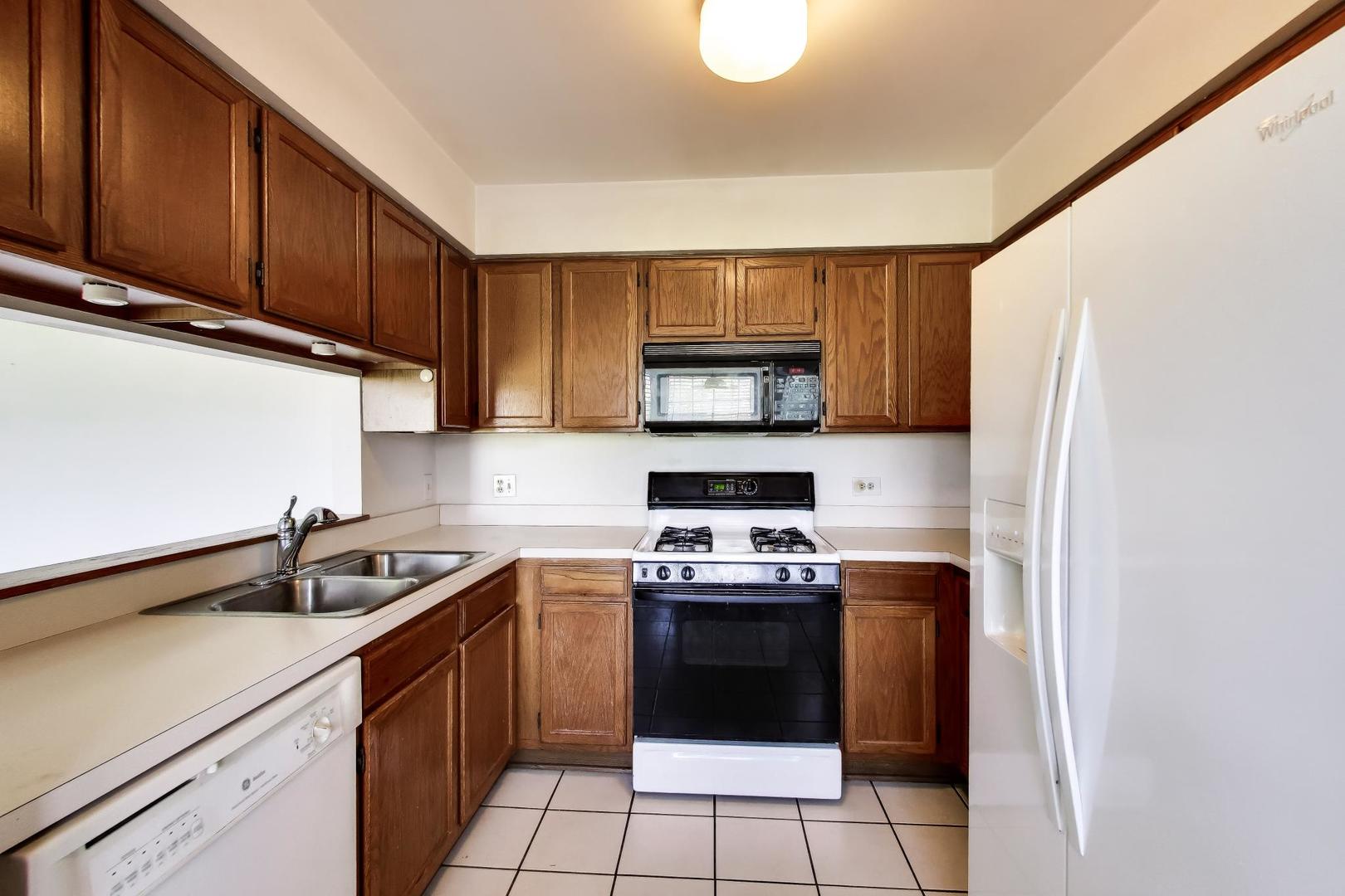 9166 Greencastle Lane Property Photo 11