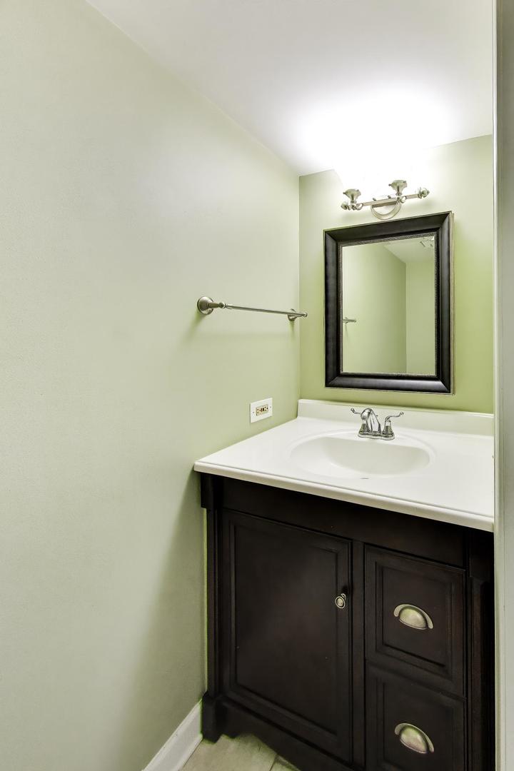 9166 Greencastle Lane Property Photo 14