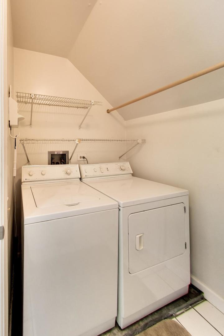 9166 Greencastle Lane Property Photo 26