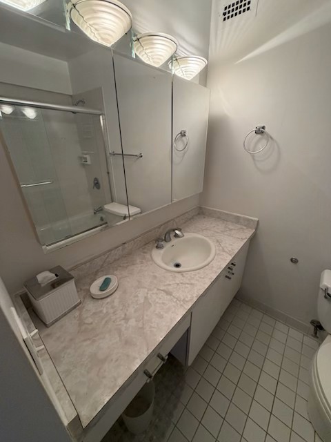 1560 N Sandburg Terrace 2808j Property Photo 15