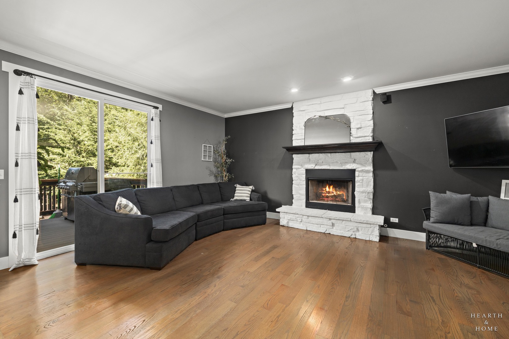 399 Asbury Avenue Property Photo 11