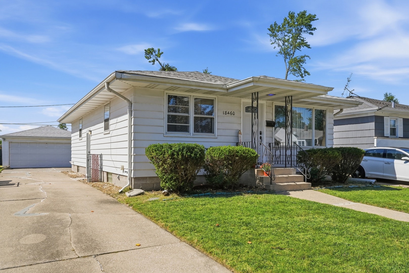 18460 Oakwood Avenue Property Photo 17