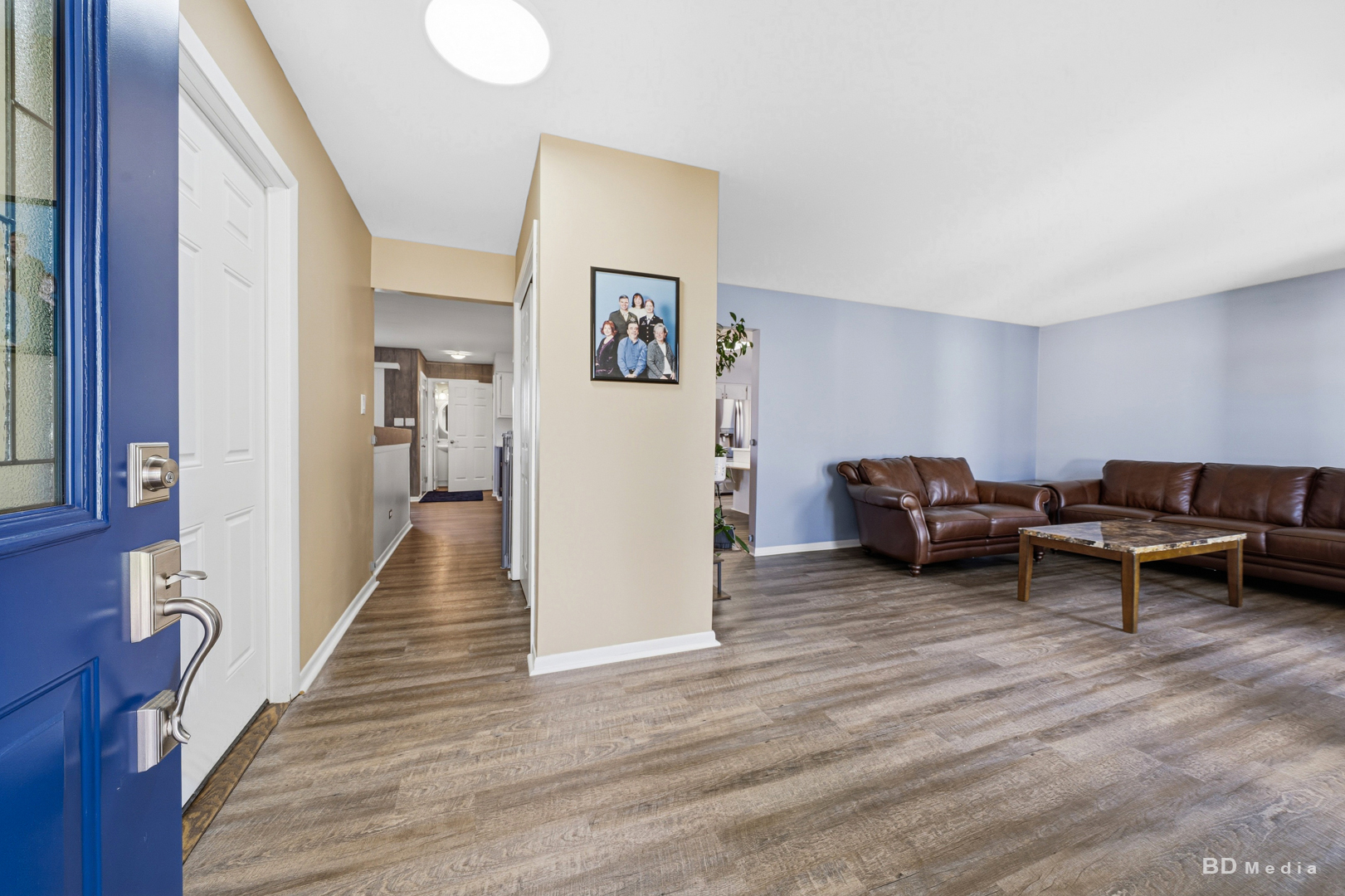 15619 Lorel Avenue Property Photo 4