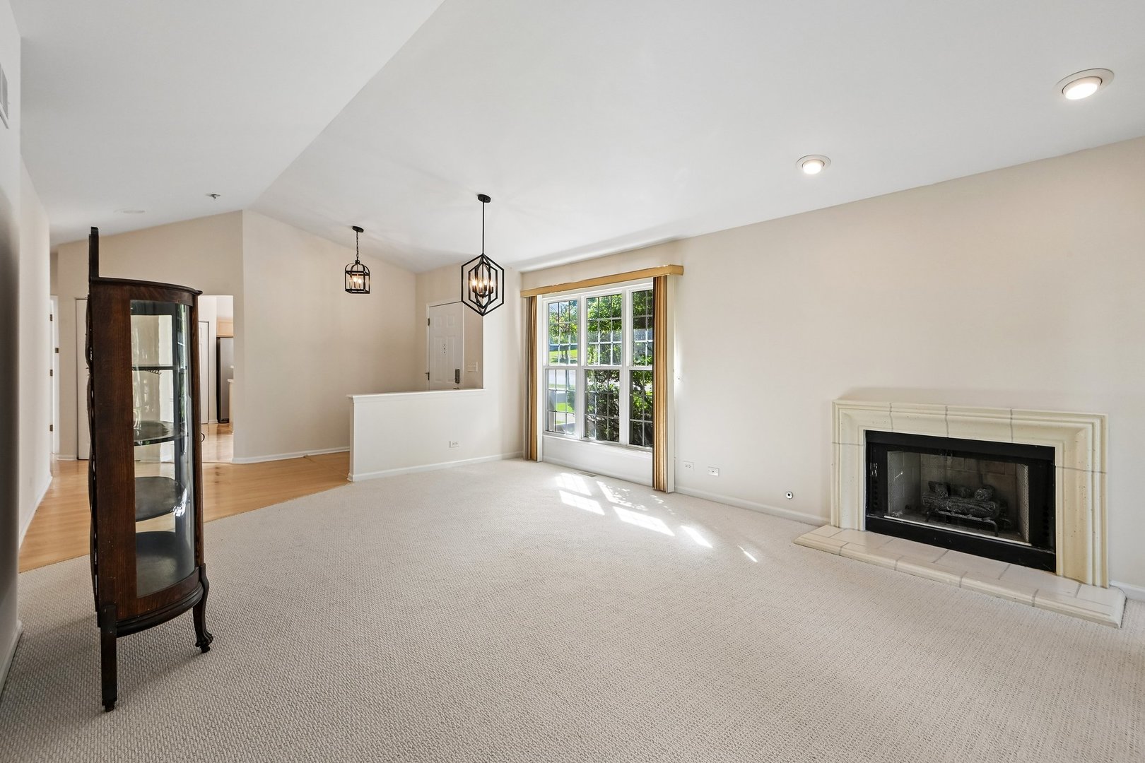 298 Haber Road Property Photo 4