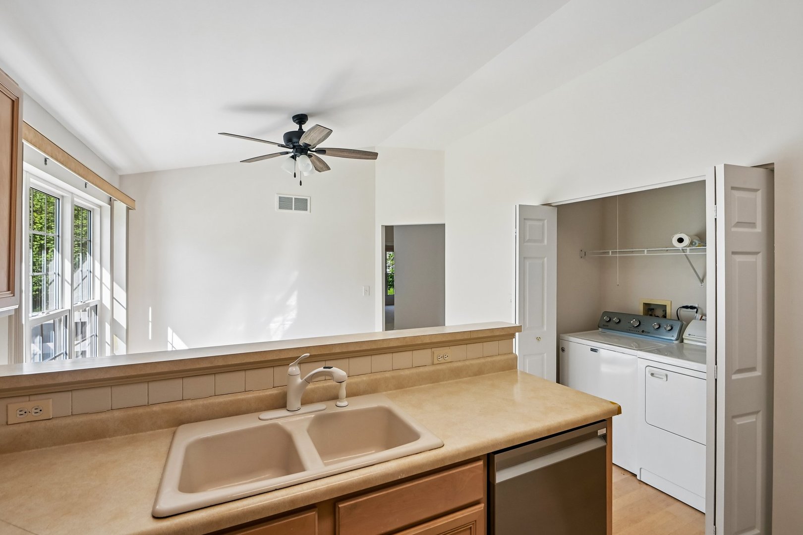 298 Haber Road Property Photo 10