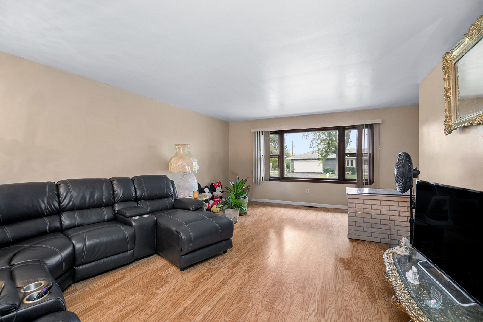 3858 E Lakeview Drive Property Photo 4