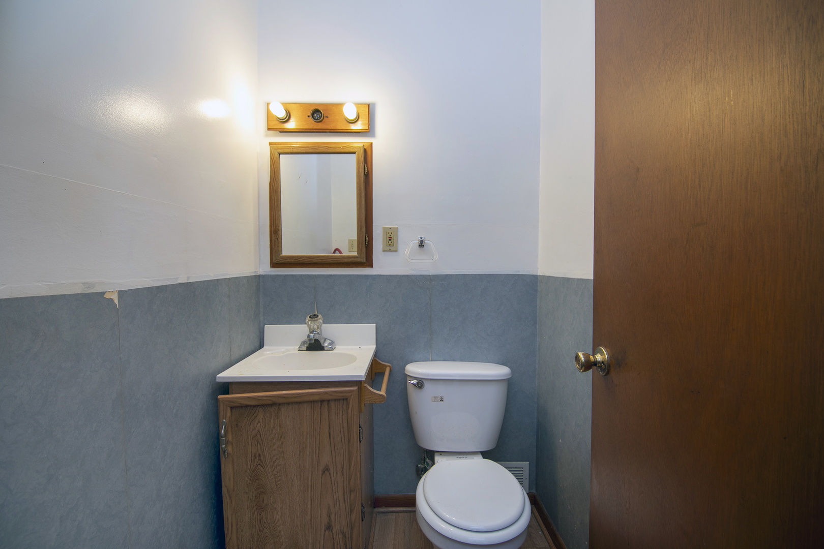 3858 E Lakeview Drive Property Photo 10