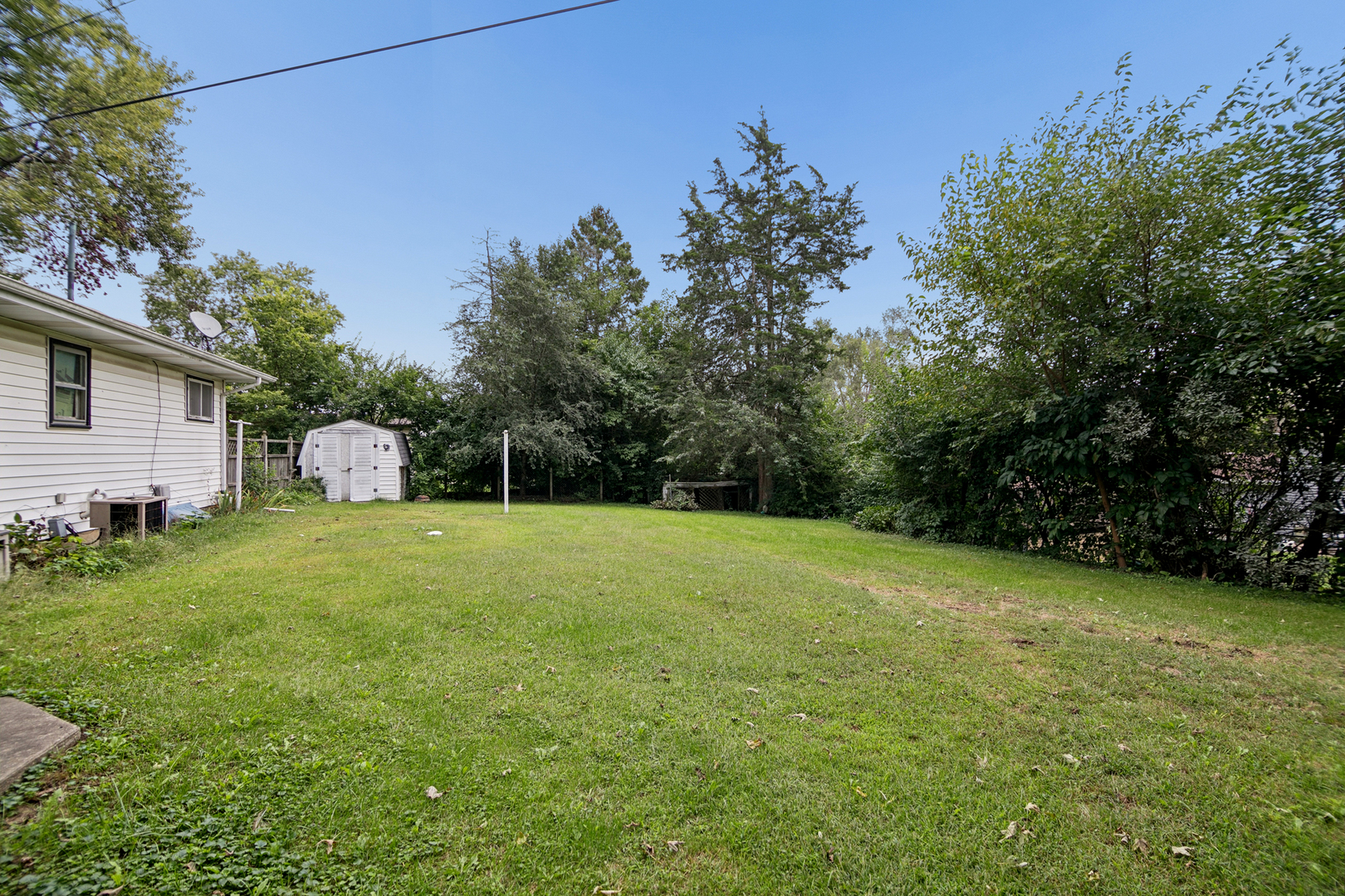 3858 E Lakeview Drive Property Photo 20
