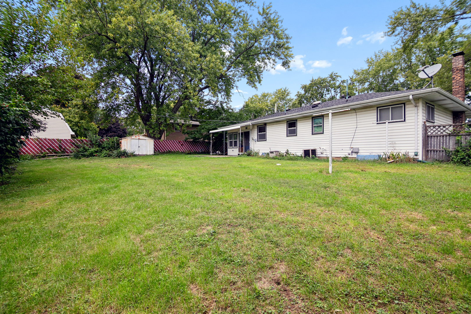 3858 E Lakeview Drive Property Photo 21