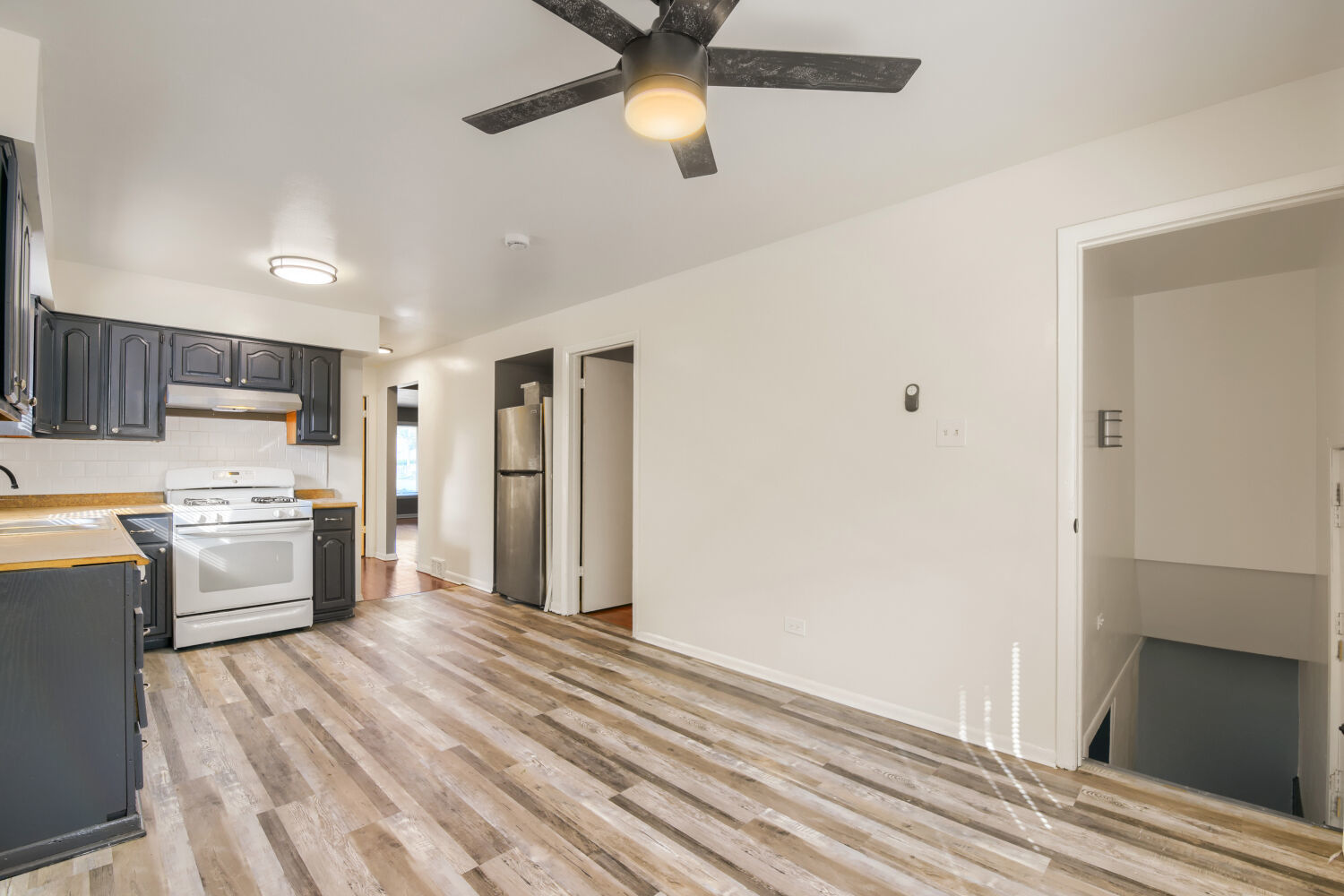 323 154th Place Property Photo 10