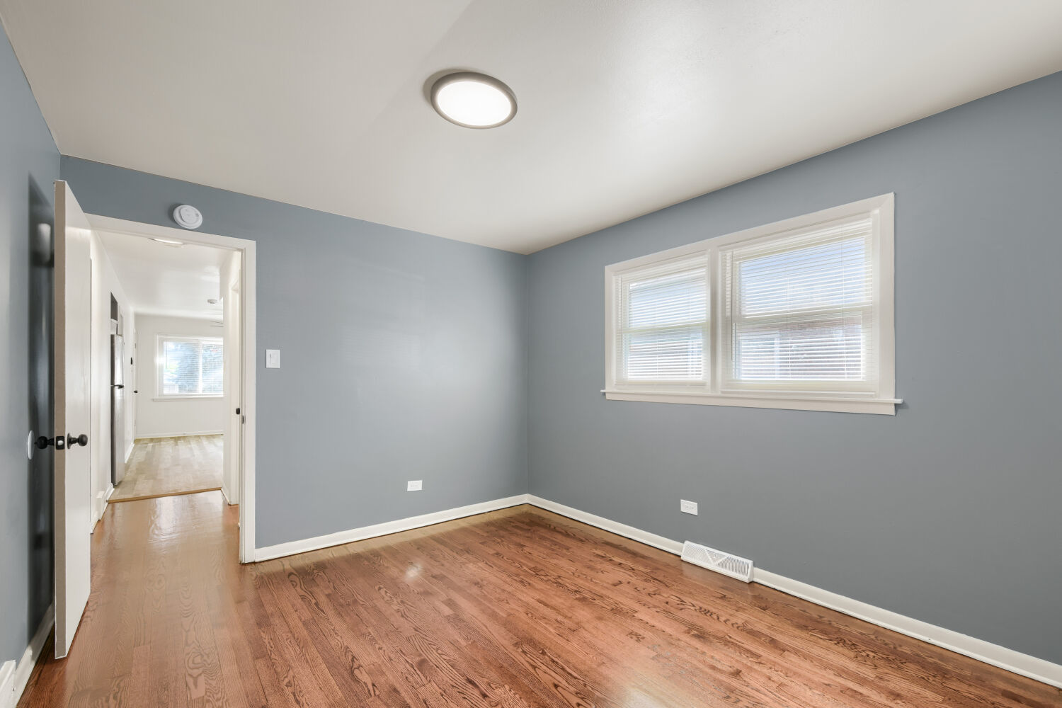 323 154th Place Property Photo 13