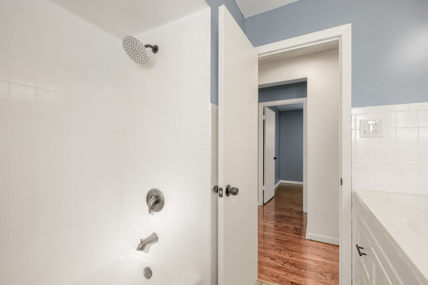 323 154th Place Property Photo 16