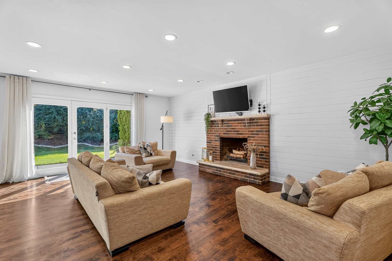 10521 Grandview Drive Property Photo 19