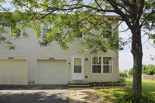 14238 Newberg Court Property Photo 1