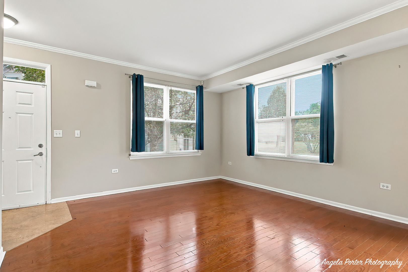 1301 Waverly Drive 1301 Property Photo 5