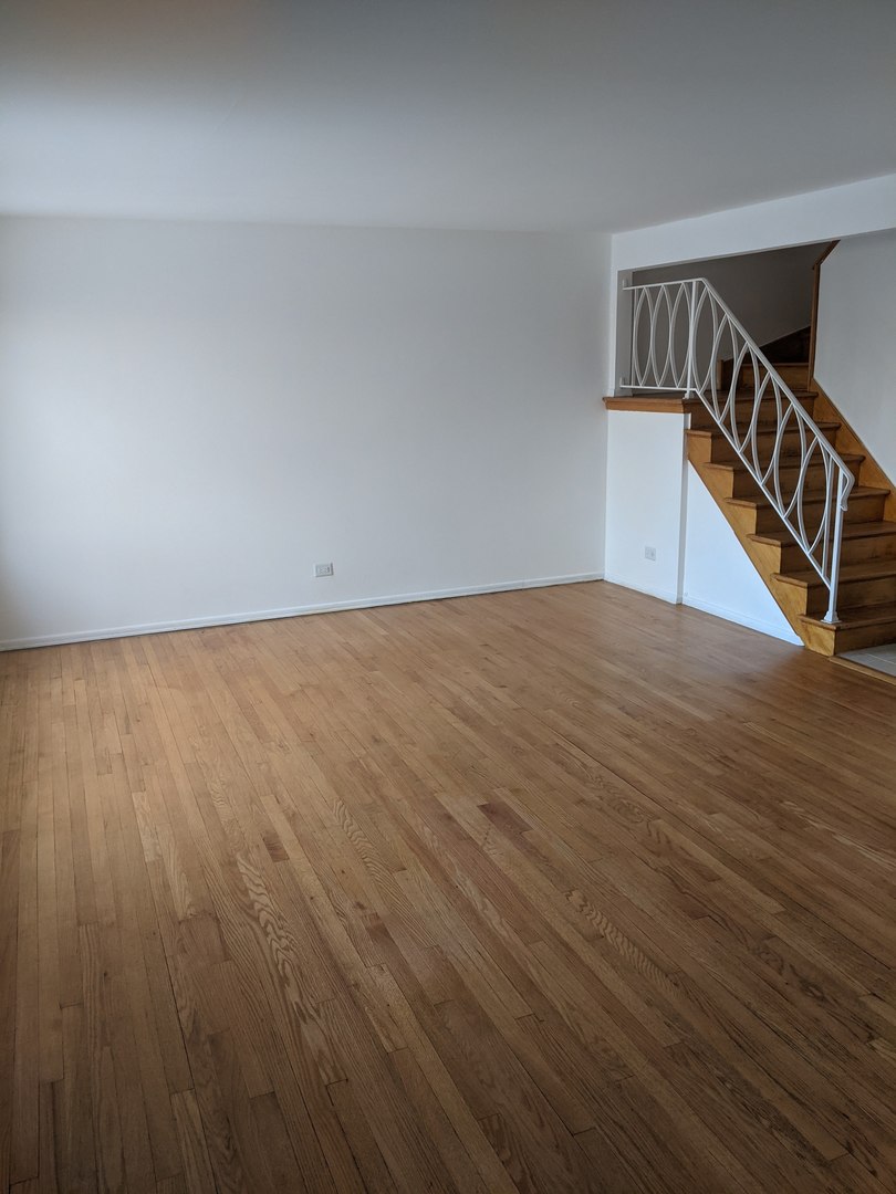 822 Skokie Boulevard E Property Photo 4