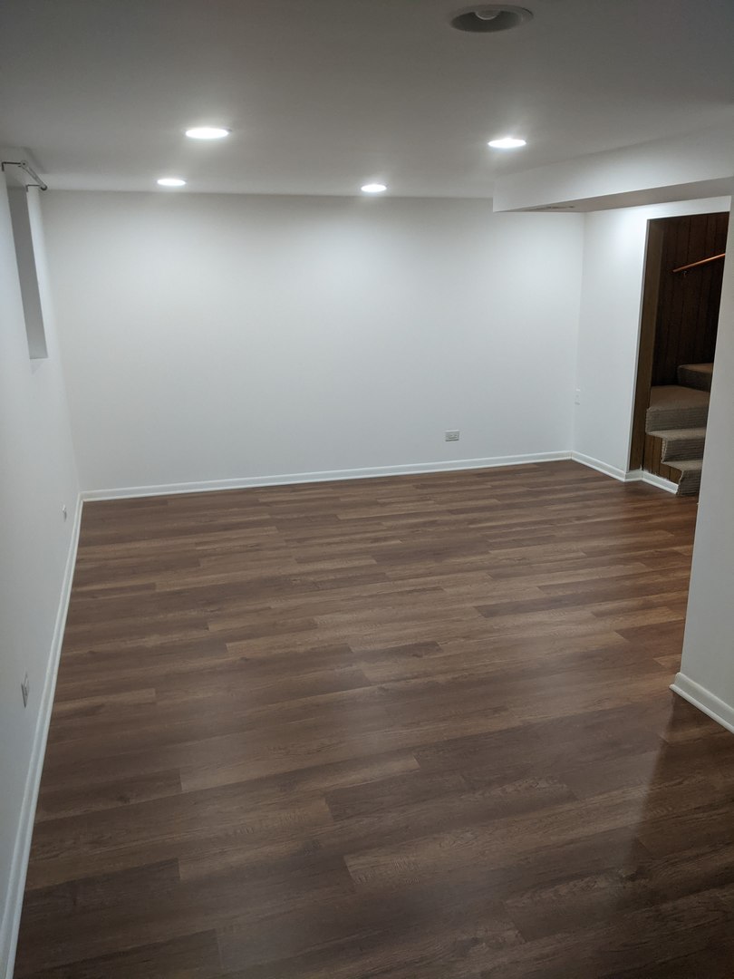 822 Skokie Boulevard E Property Photo 12
