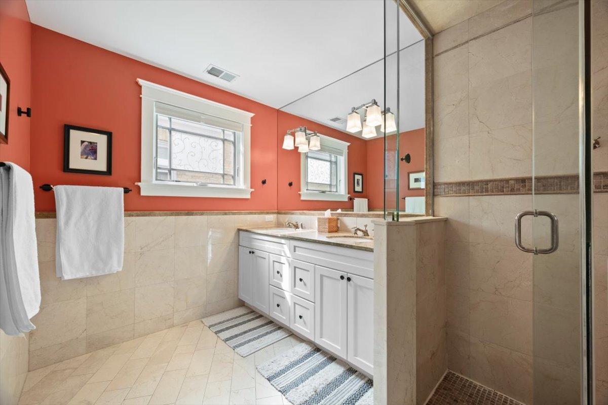 1119 Oak Avenue Property Photo 32