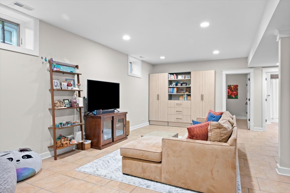 1119 Oak Avenue Property Photo 47
