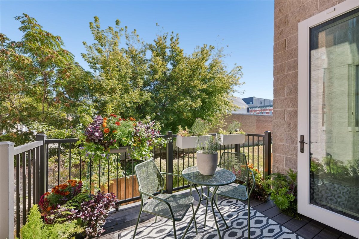 1743 W Terra Cotta Place Property Photo 10