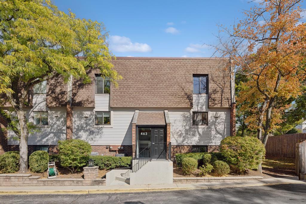 463 Elm Street 1h Property Photo 1