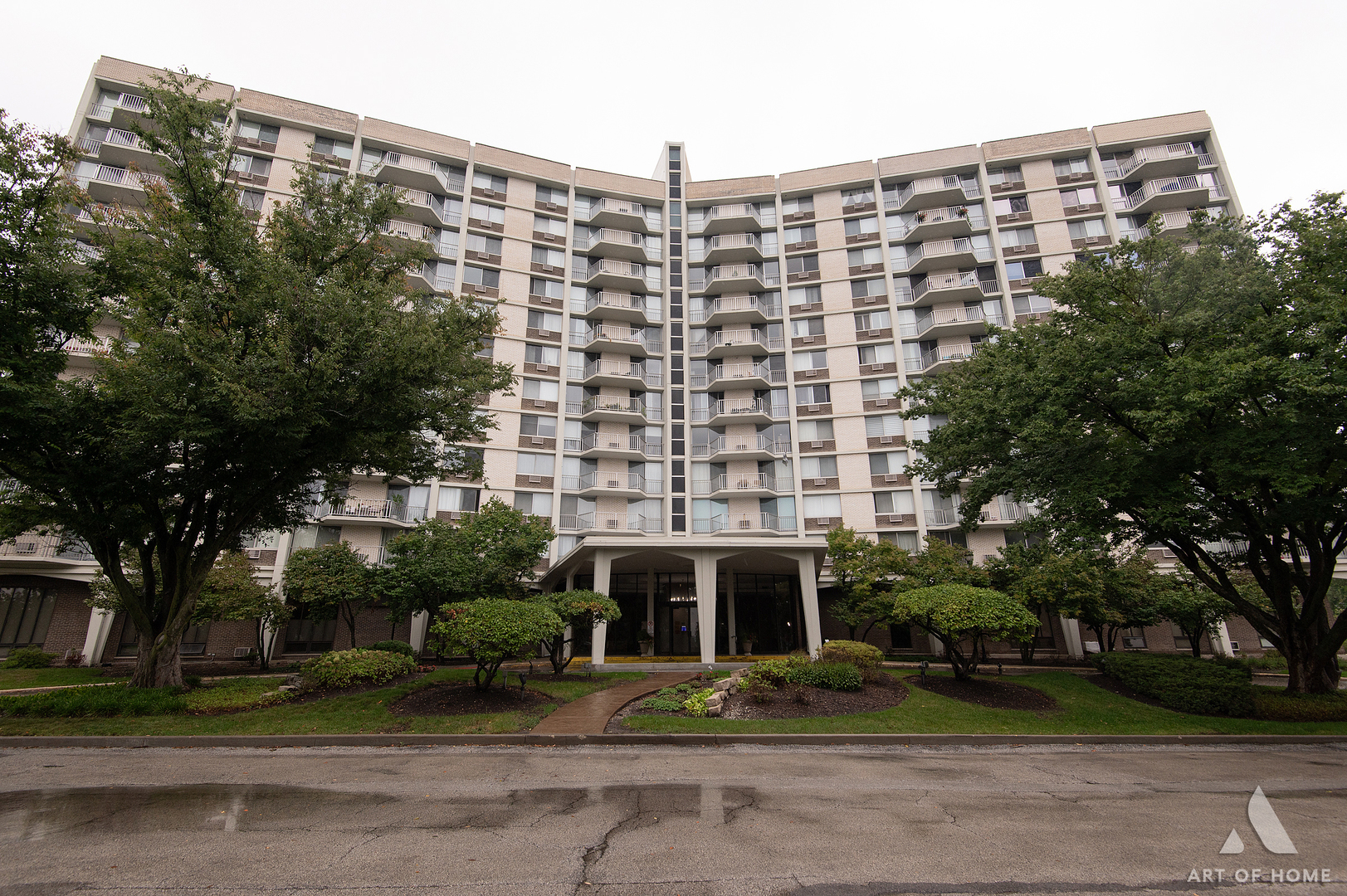 20 N Tower Road 9E Property Photo 1