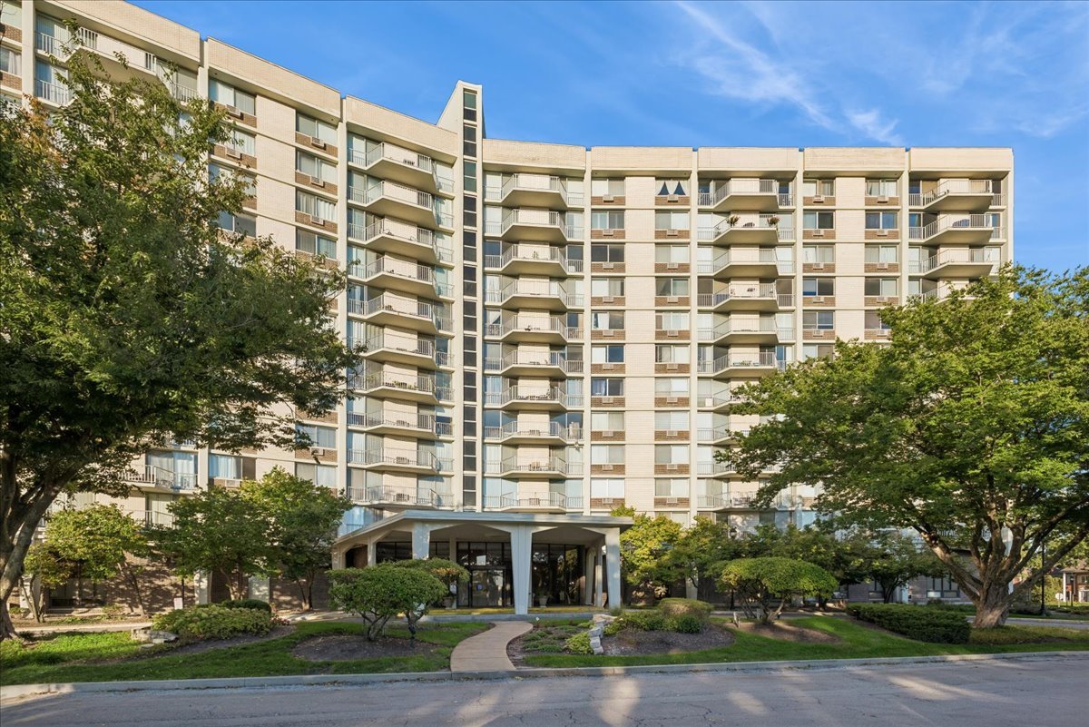 20 N Tower Road 6a Property Photo 1