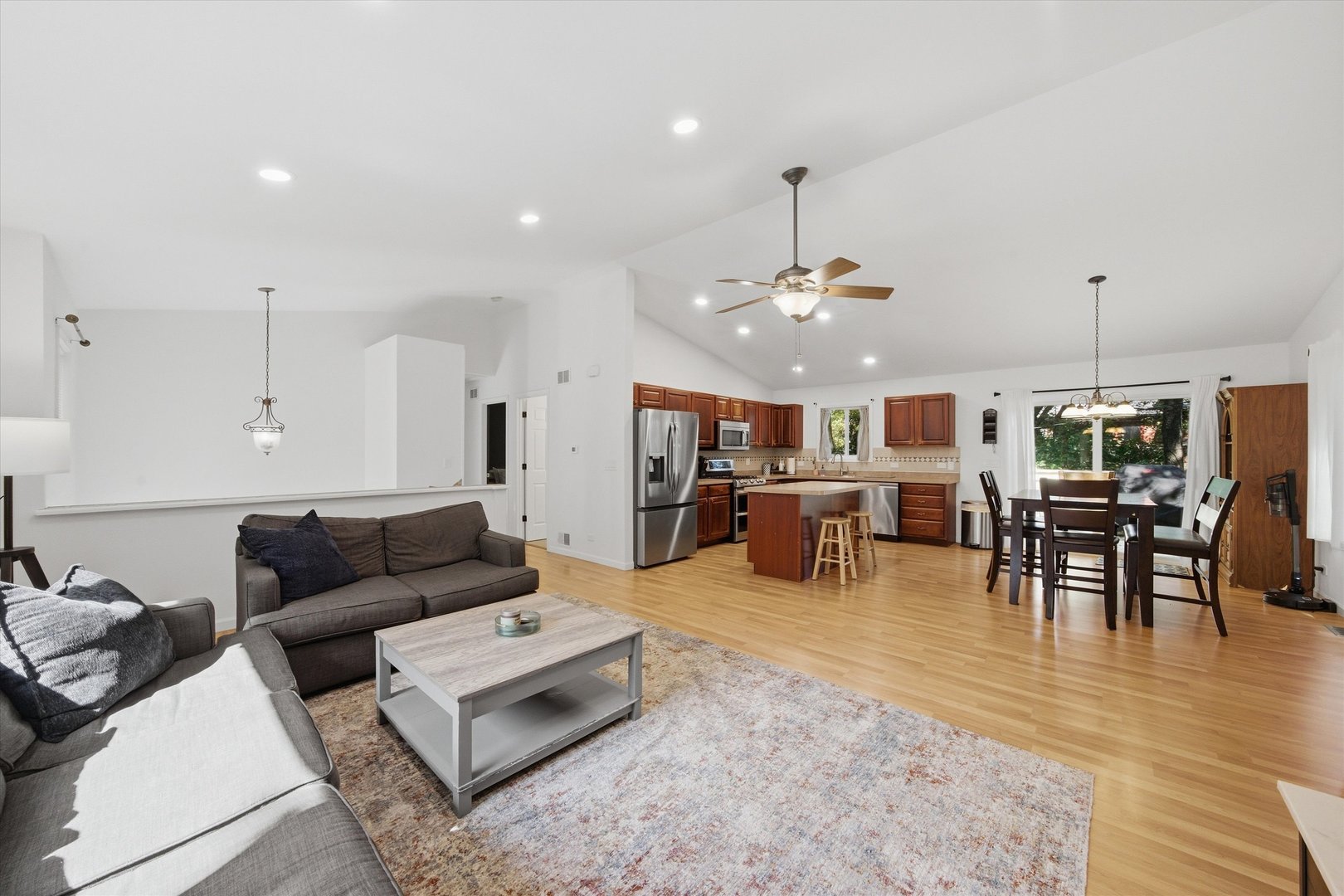 12770688 Property Photo 8