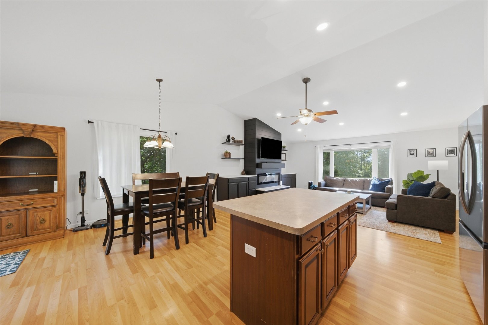 12770688 Property Photo 9