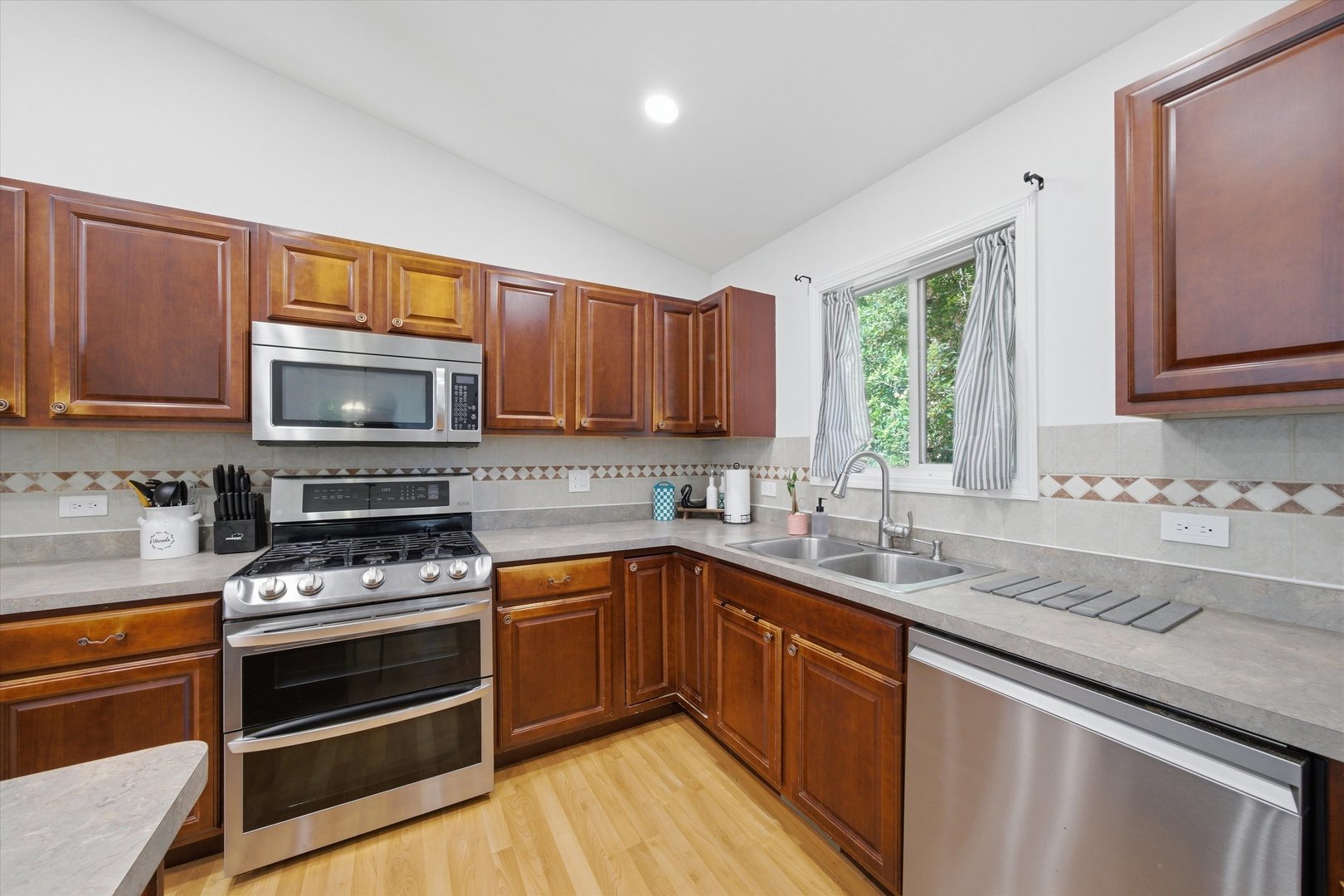 12770688 Property Photo 12