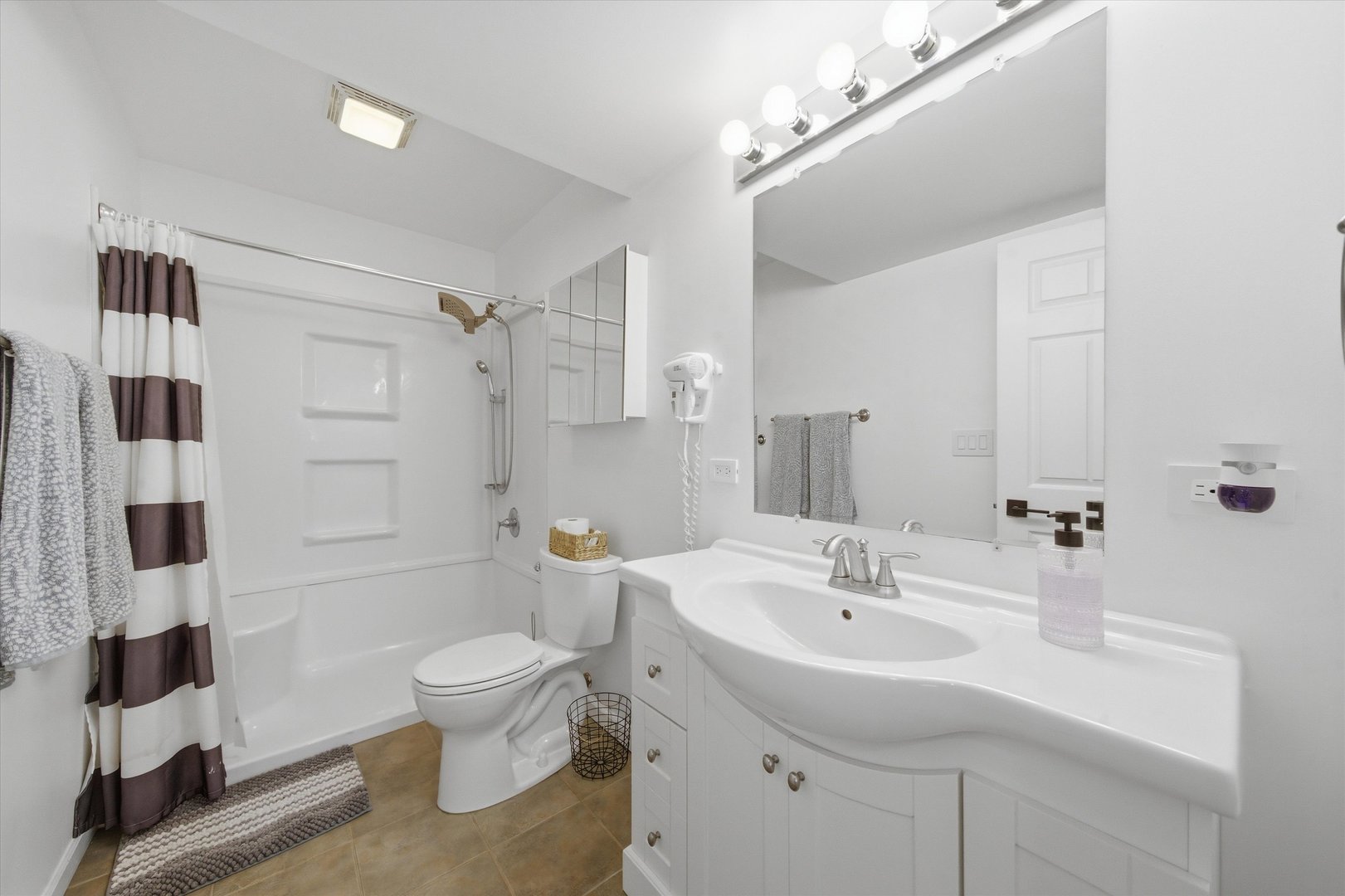 12770688 Property Photo 15