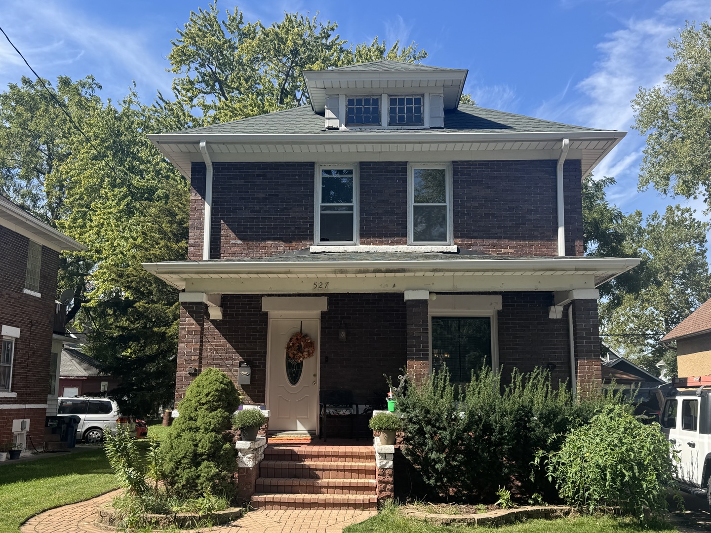 527 Watson Street Property Photo 1