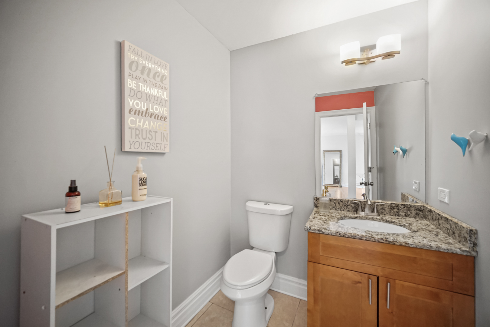 9157 S Avers Avenue Property Photo 8