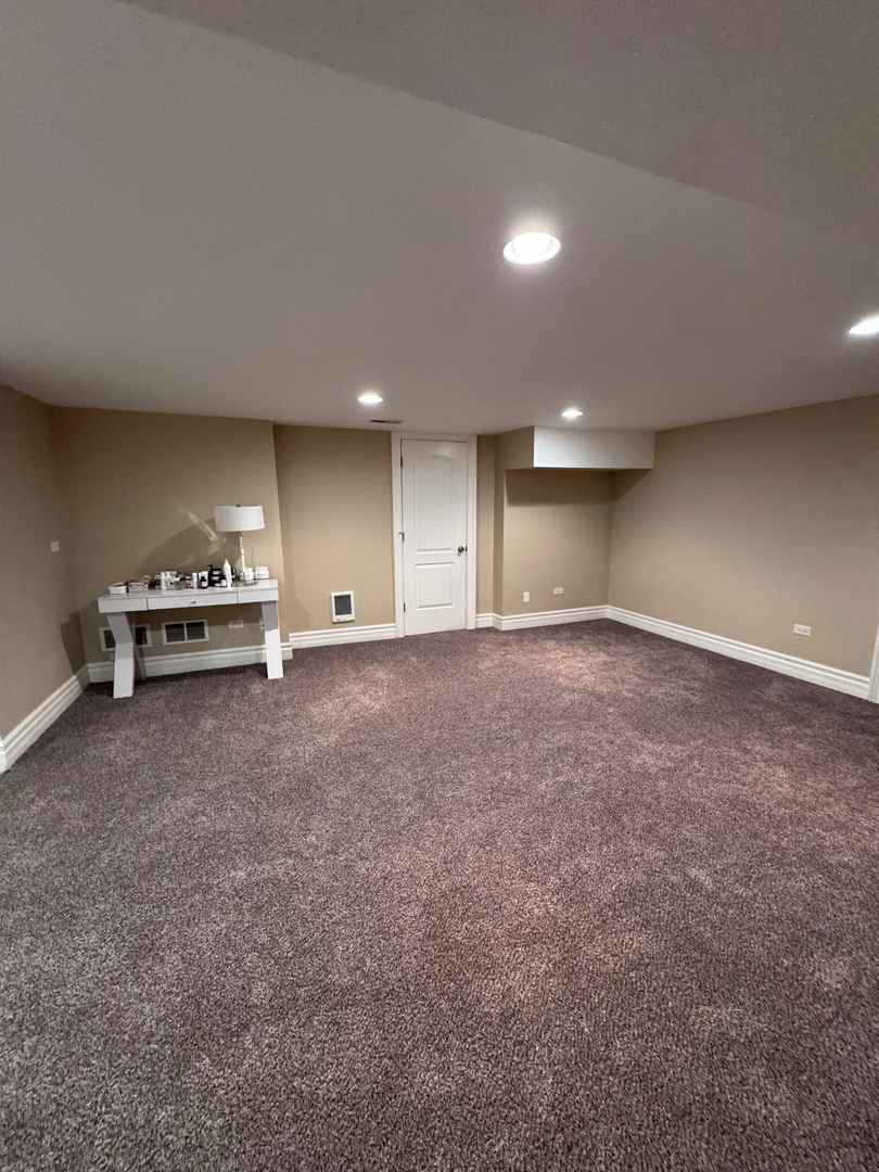 9157 S Avers Avenue Property Photo 24