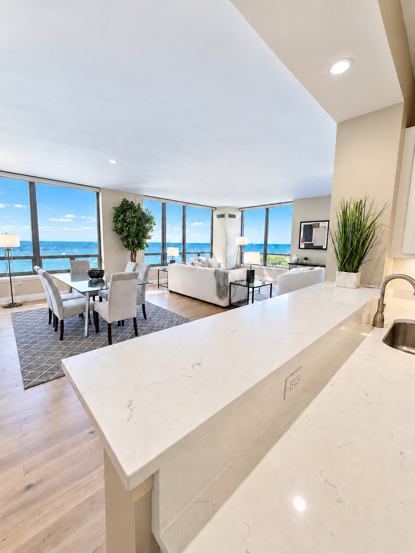600 N Lake Shore Drive 1011 Property Photo 10