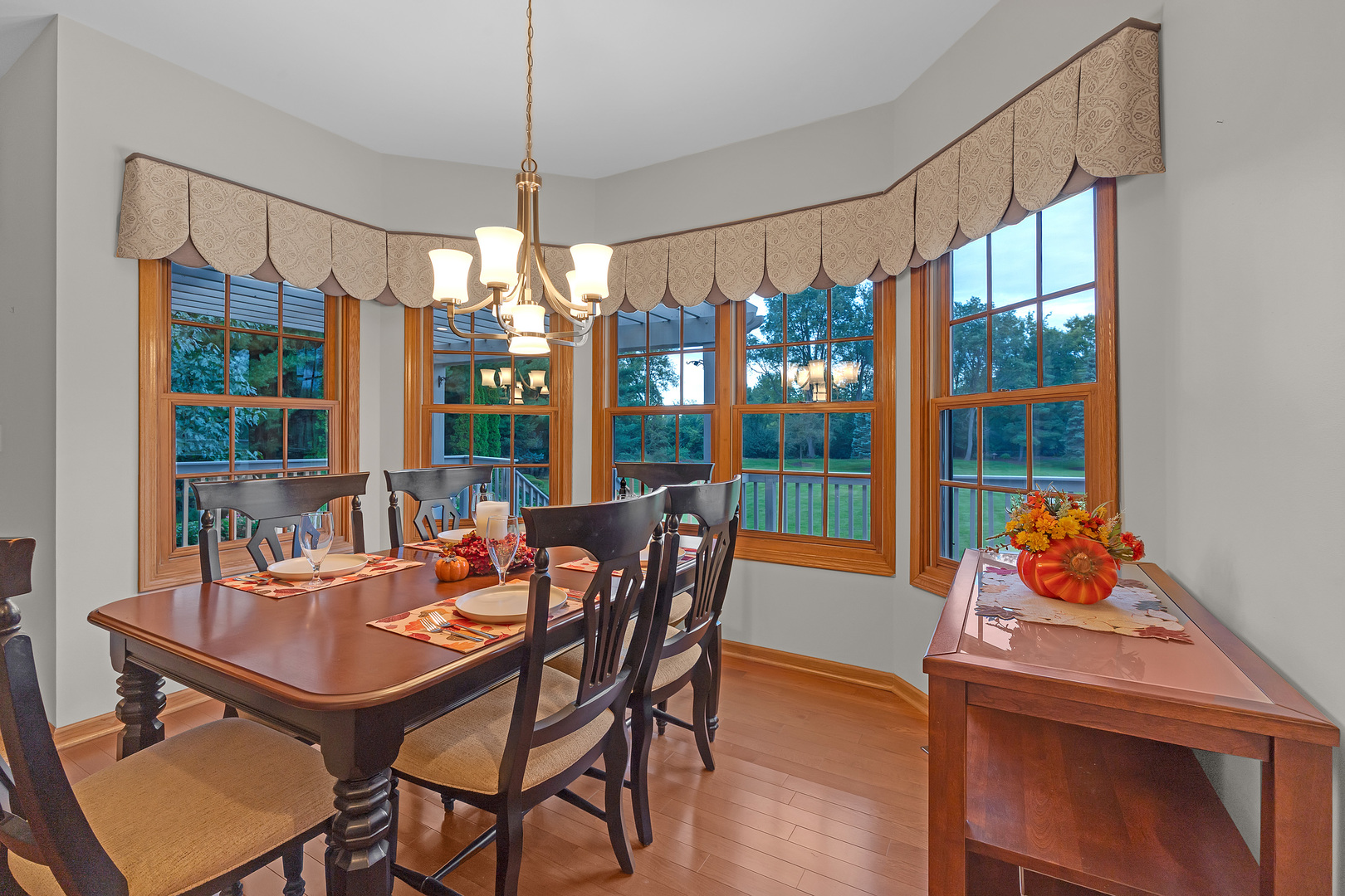 2506 Mustang Trail Property Photo 10