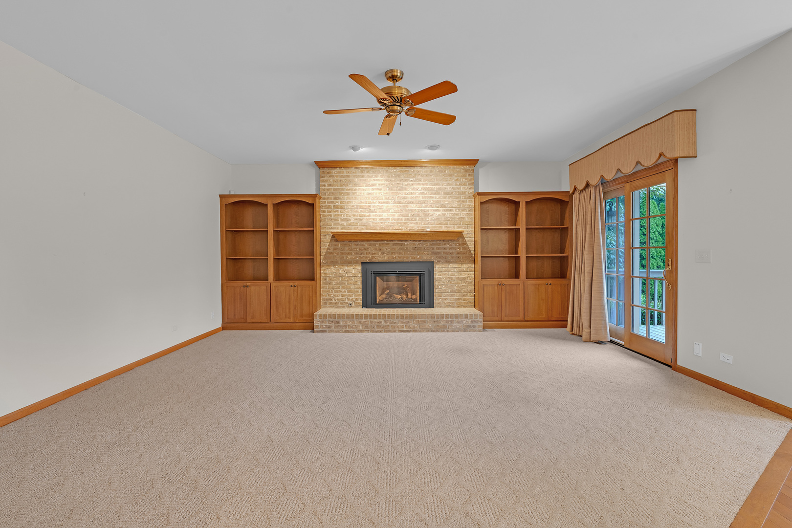 2506 Mustang Trail Property Photo 11