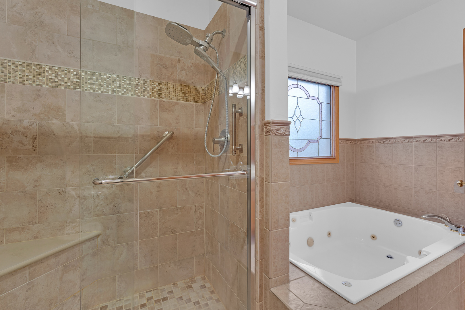 2506 Mustang Trail Property Photo 21