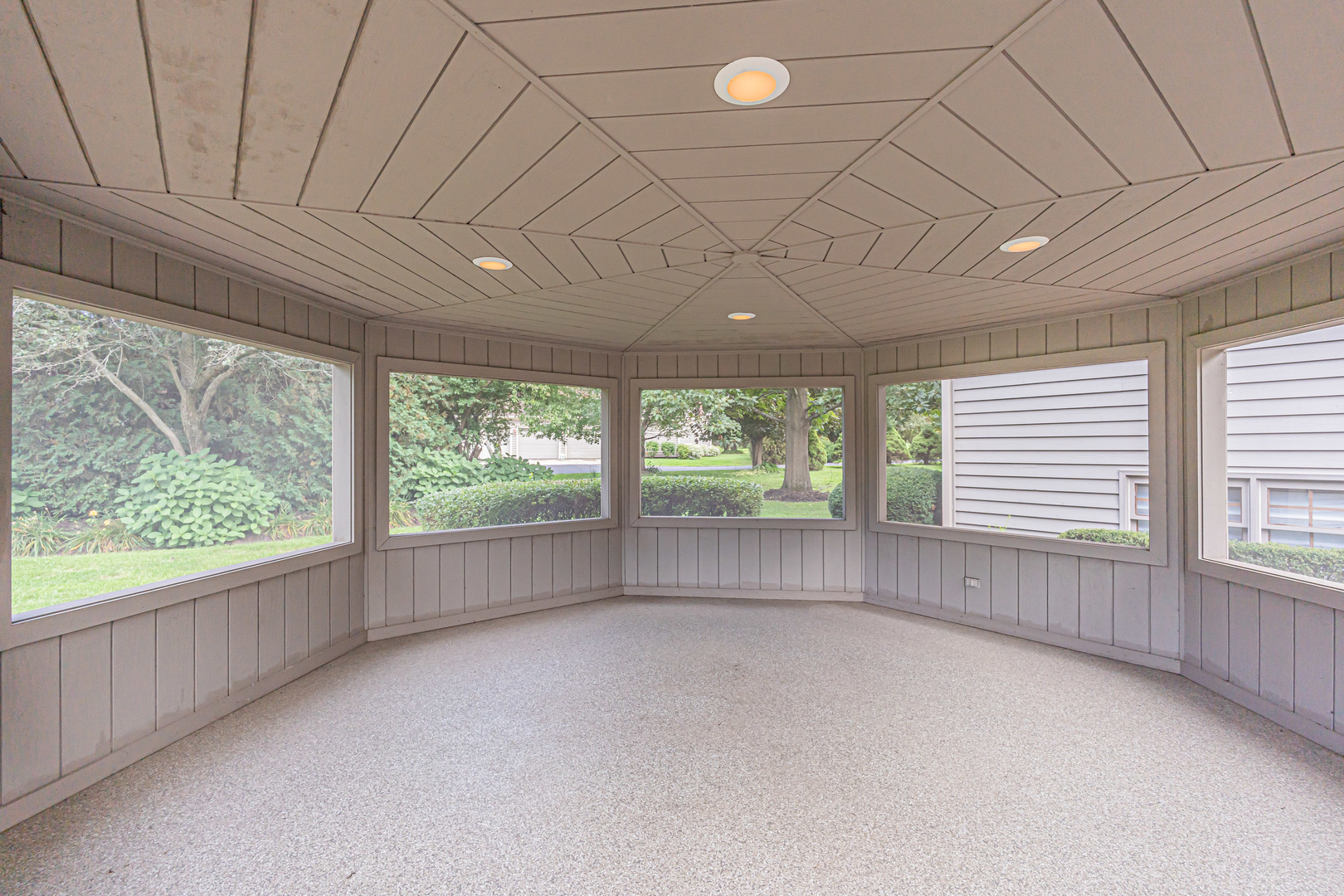 2506 Mustang Trail Property Photo 33