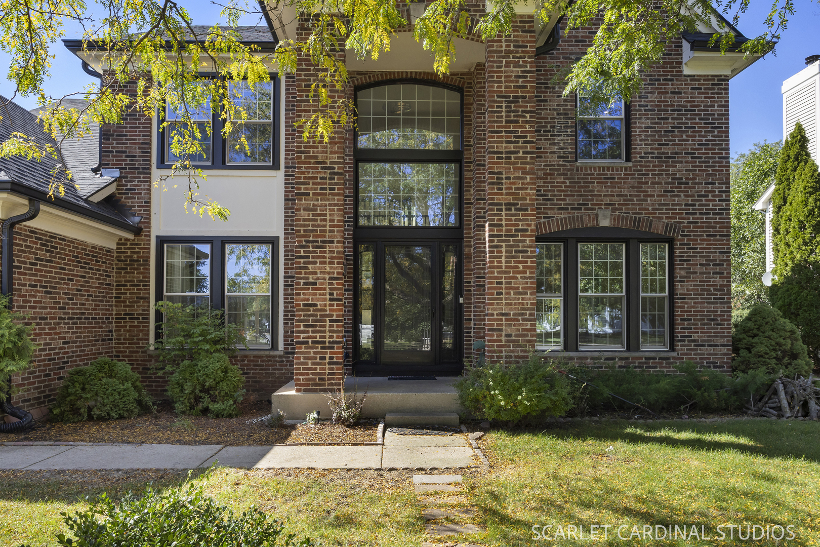890 Brompton Circle Property Photo 2