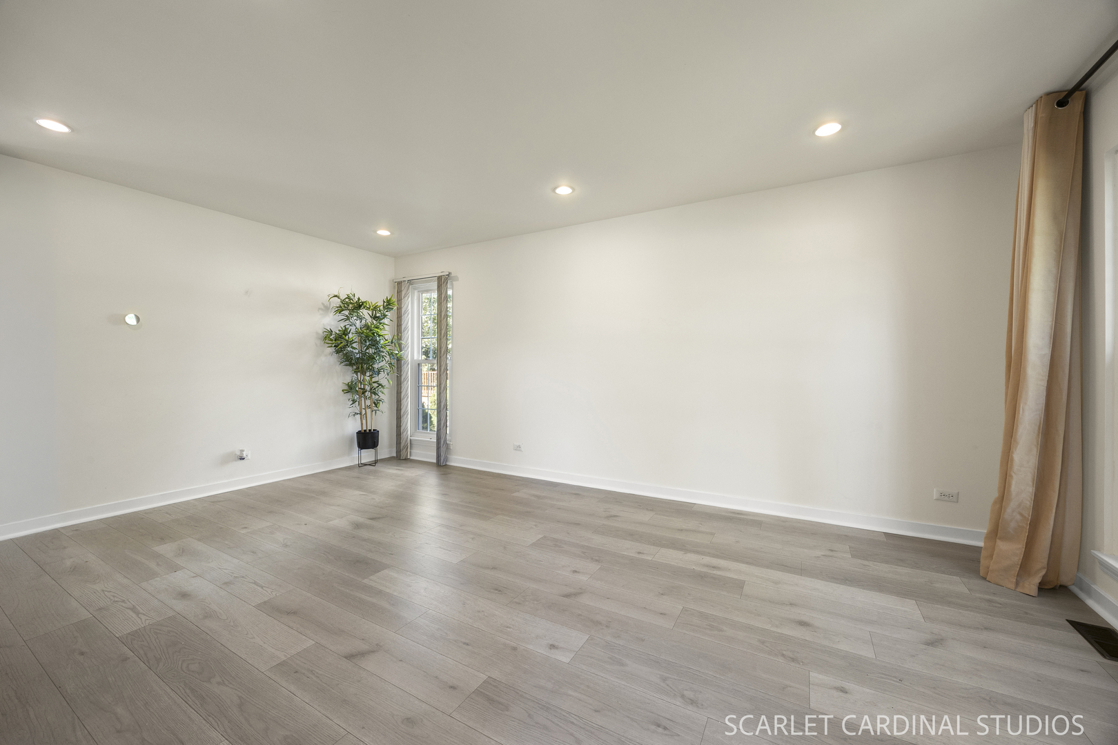 890 Brompton Circle Property Photo 9