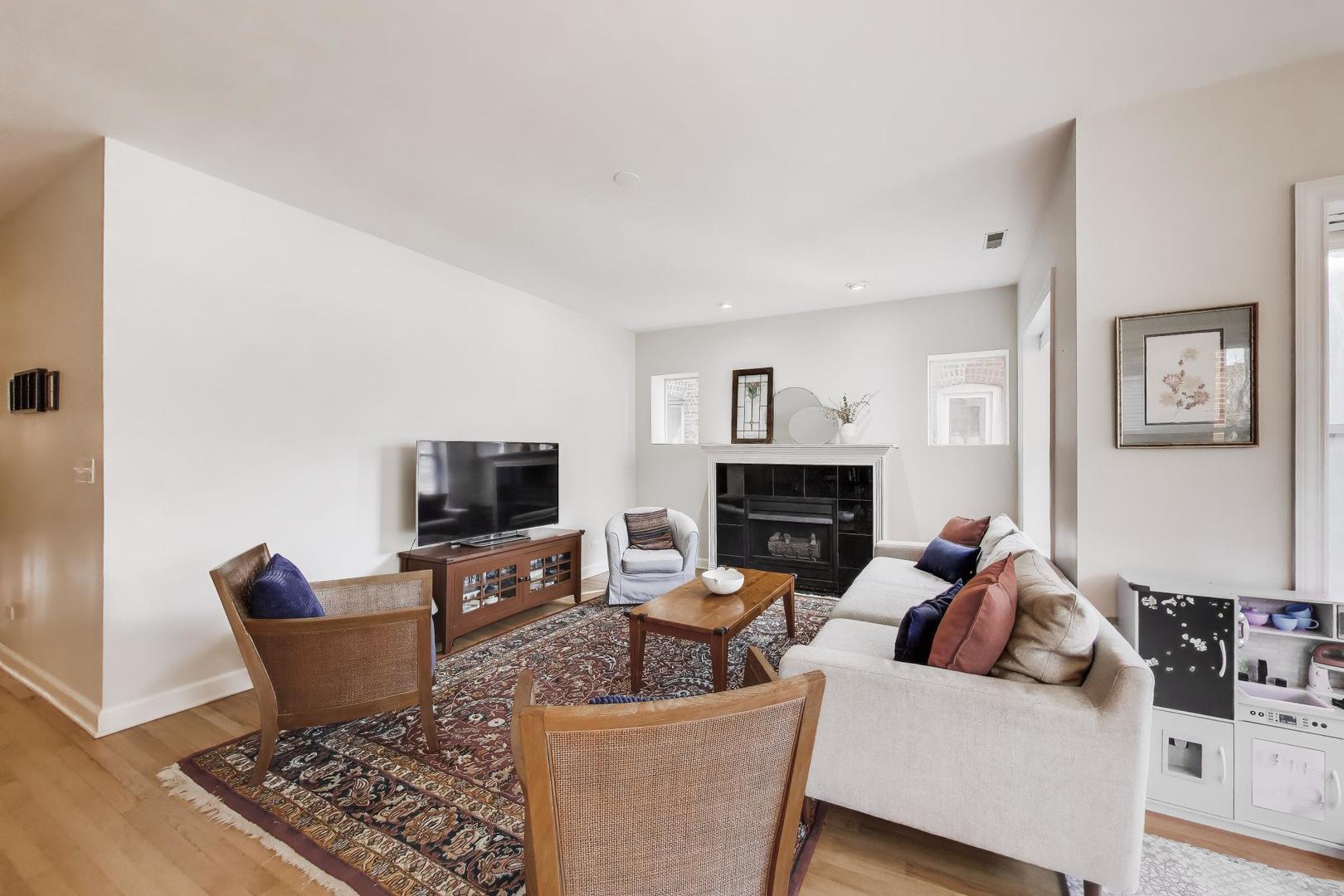 4411 N Beacon Street 1 Property Photo 6