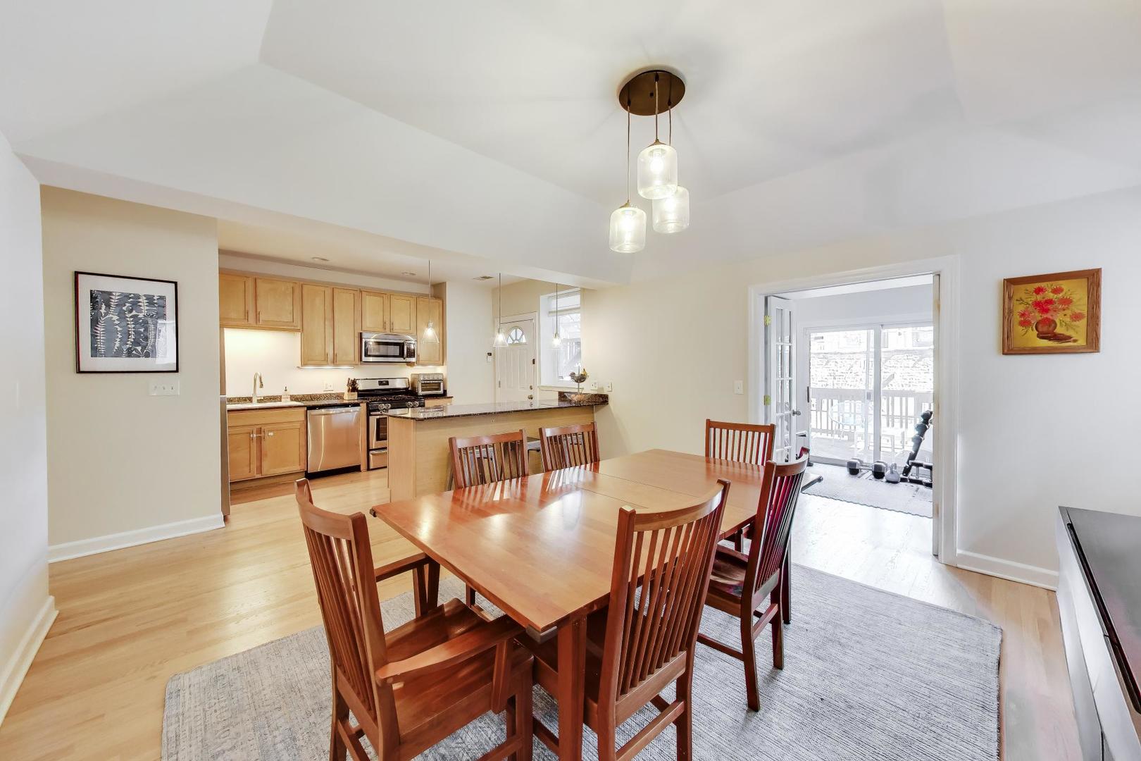 4411 N Beacon Street 1 Property Photo 11