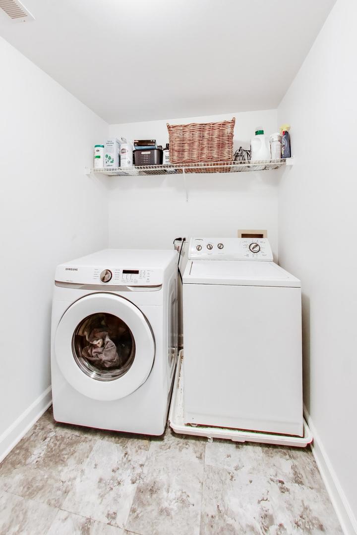 4411 N Beacon Street 1 Property Photo 23