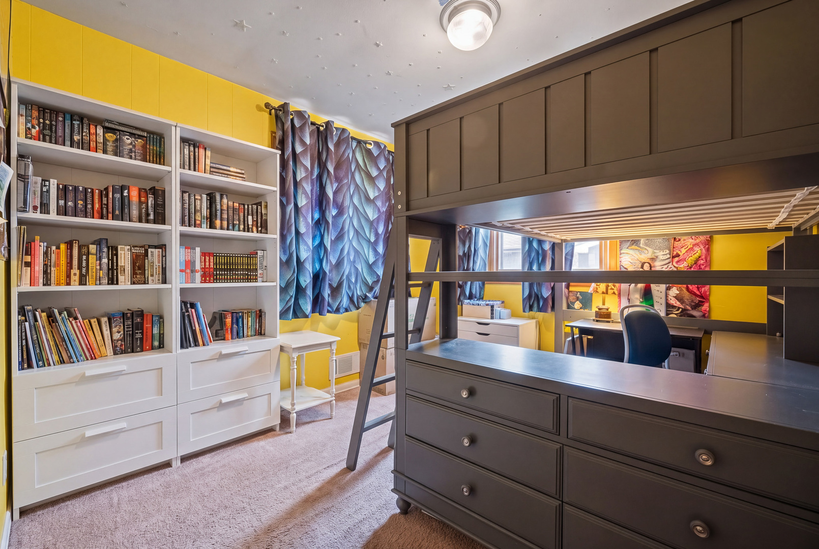 8611 Leclaire Avenue Property Photo 8