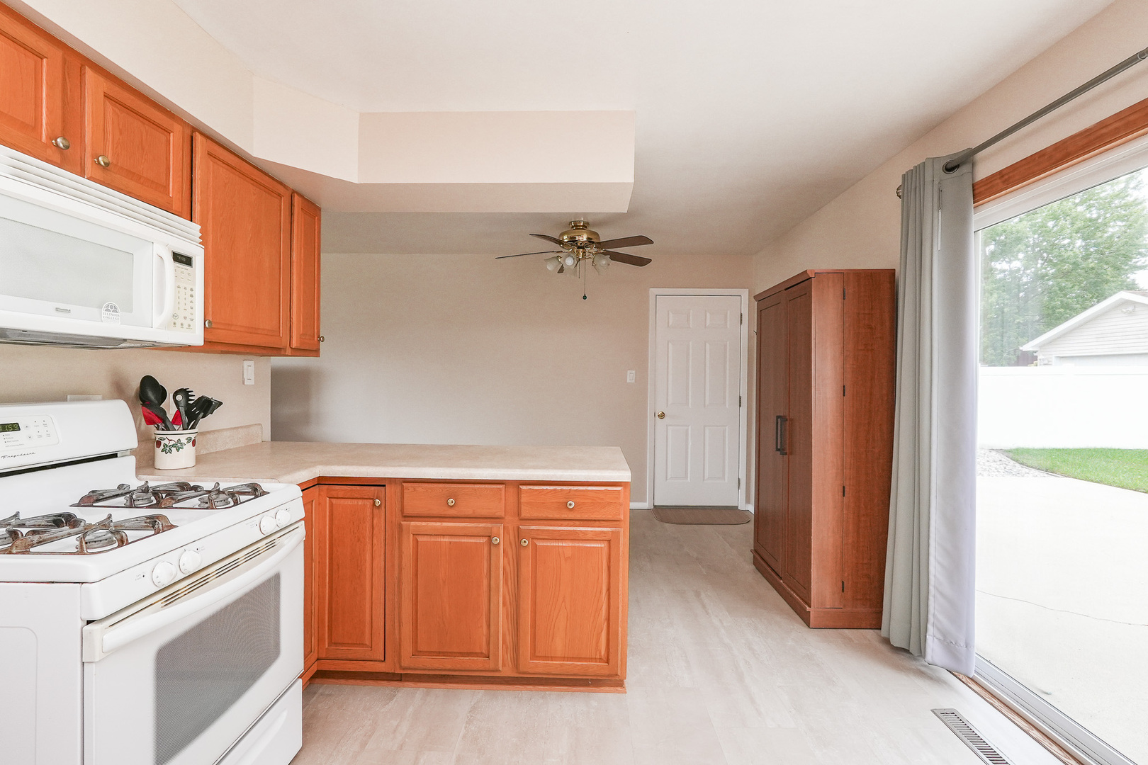 55 Emery Drive Property Photo 13