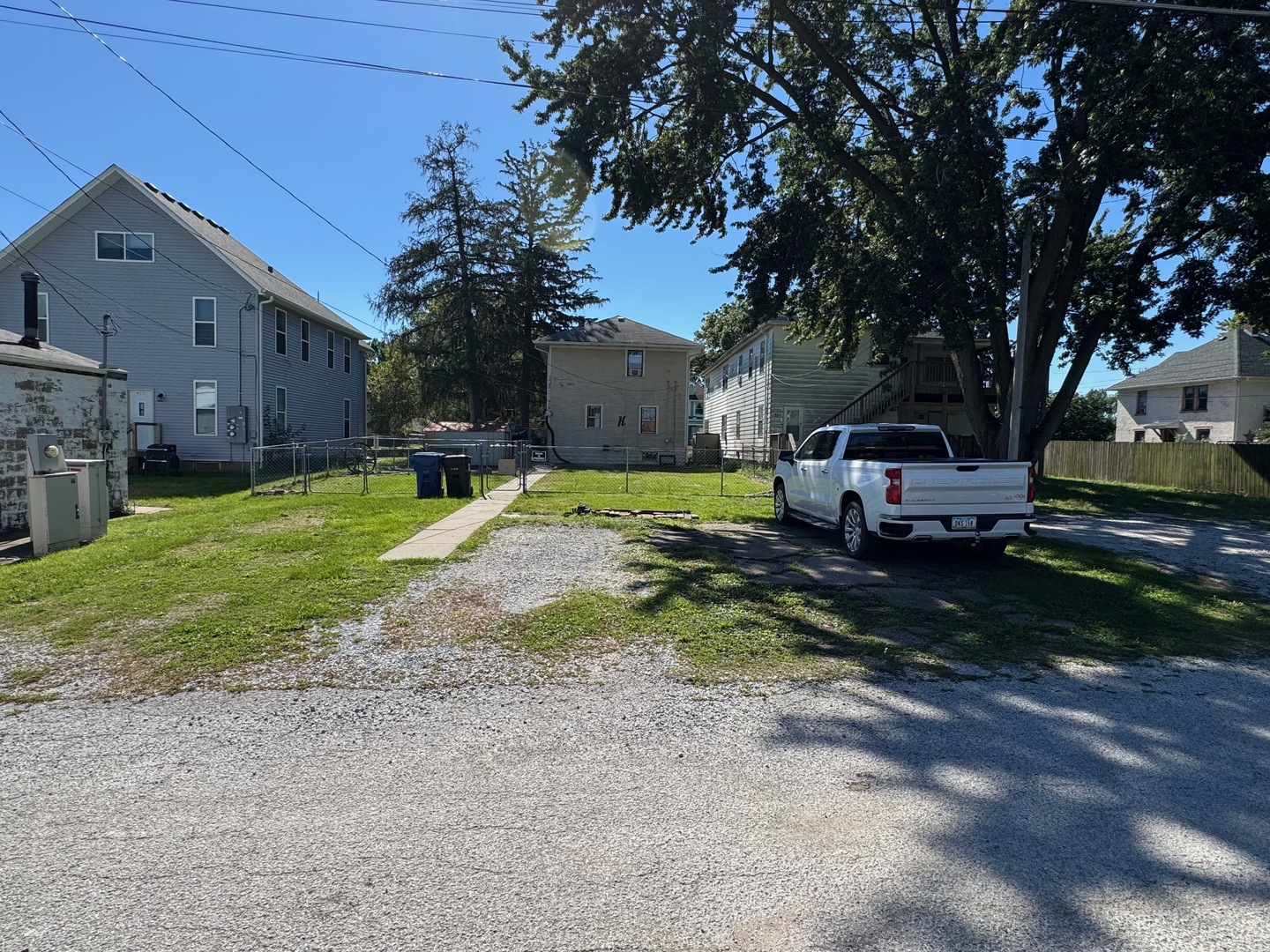 918 W Locust Street Property Photo 5
